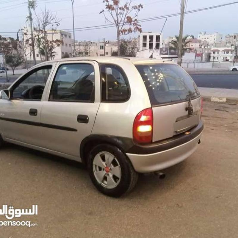 اوبل كورسا ٢٠٠٠